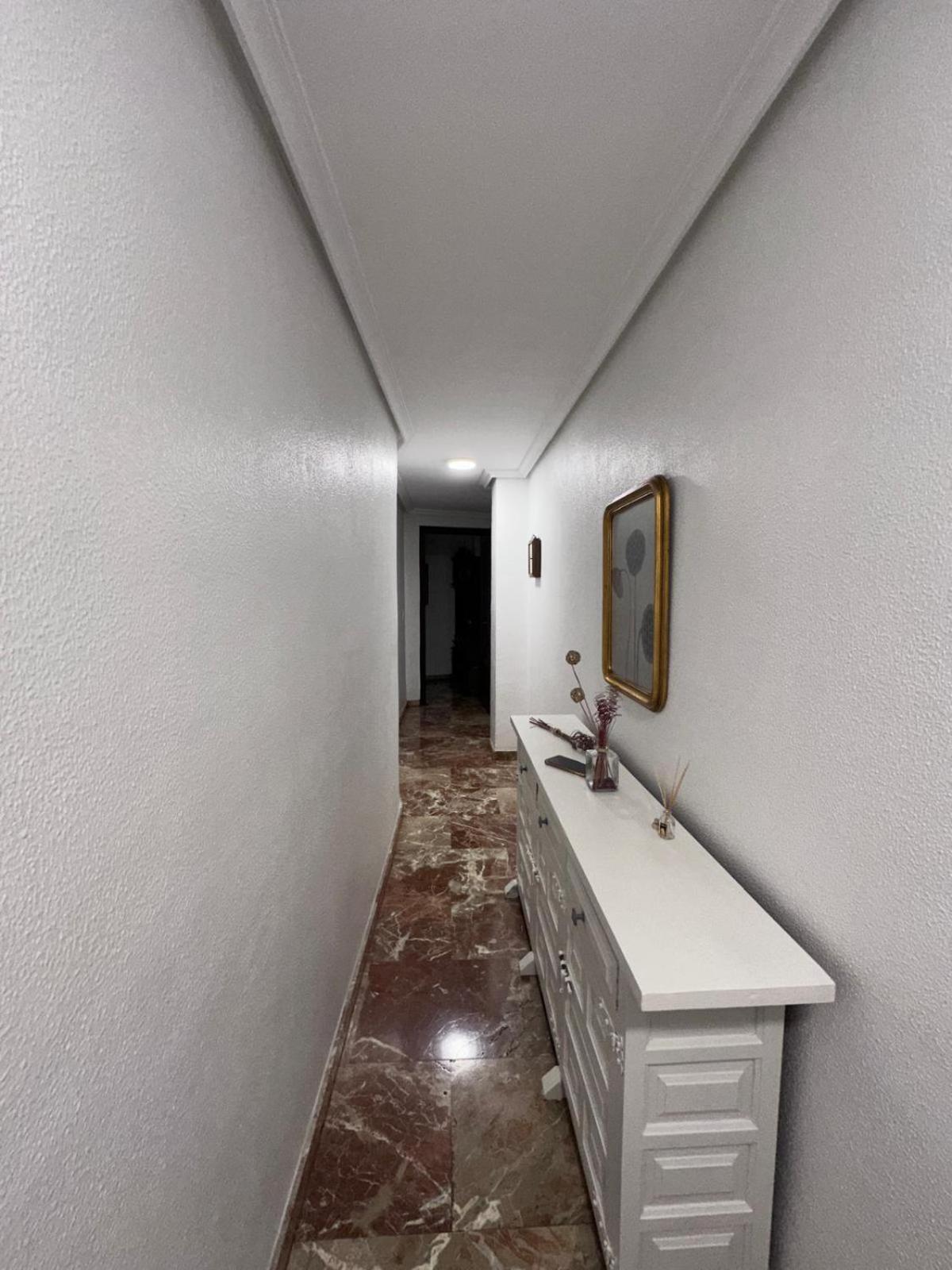 Amplio Apartamento Plaza Nueva 塞维利亚 外观 照片