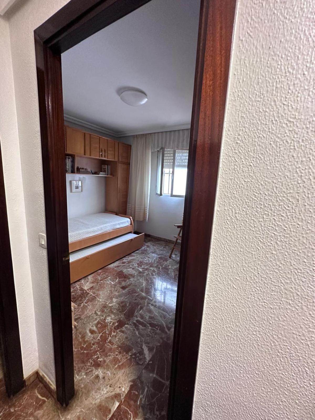 Amplio Apartamento Plaza Nueva 塞维利亚 外观 照片