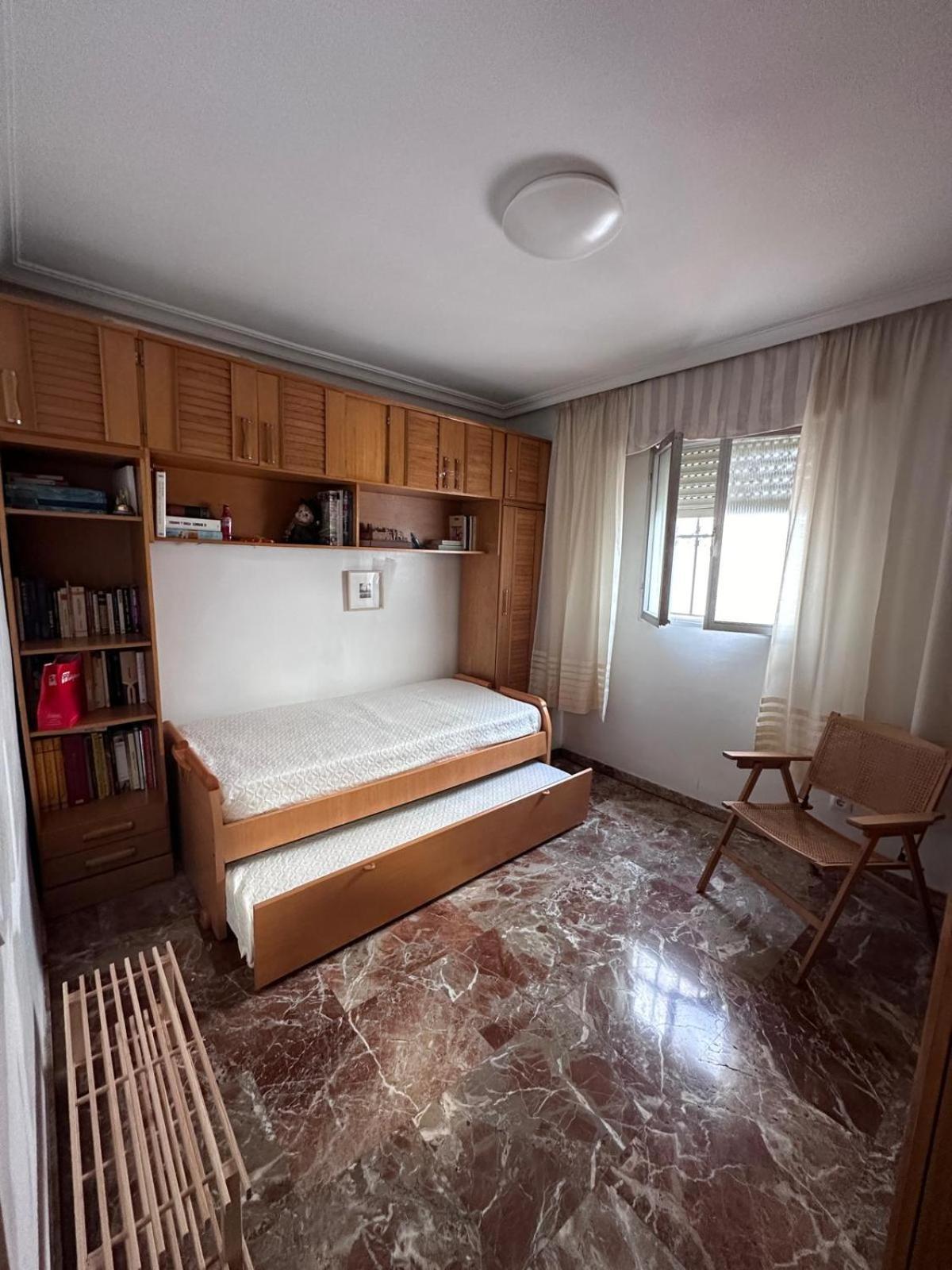 Amplio Apartamento Plaza Nueva 塞维利亚 外观 照片