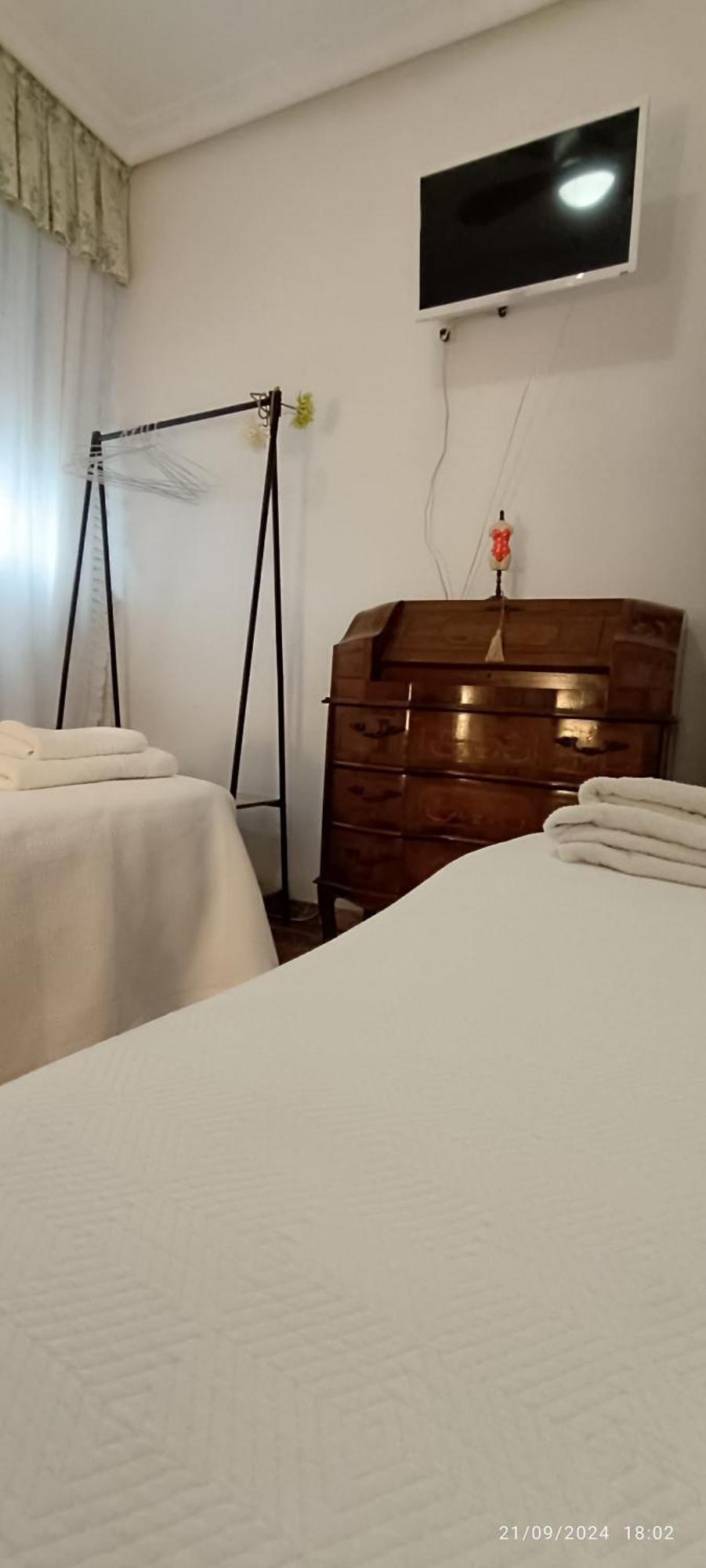 Amplio Apartamento Plaza Nueva 塞维利亚 外观 照片